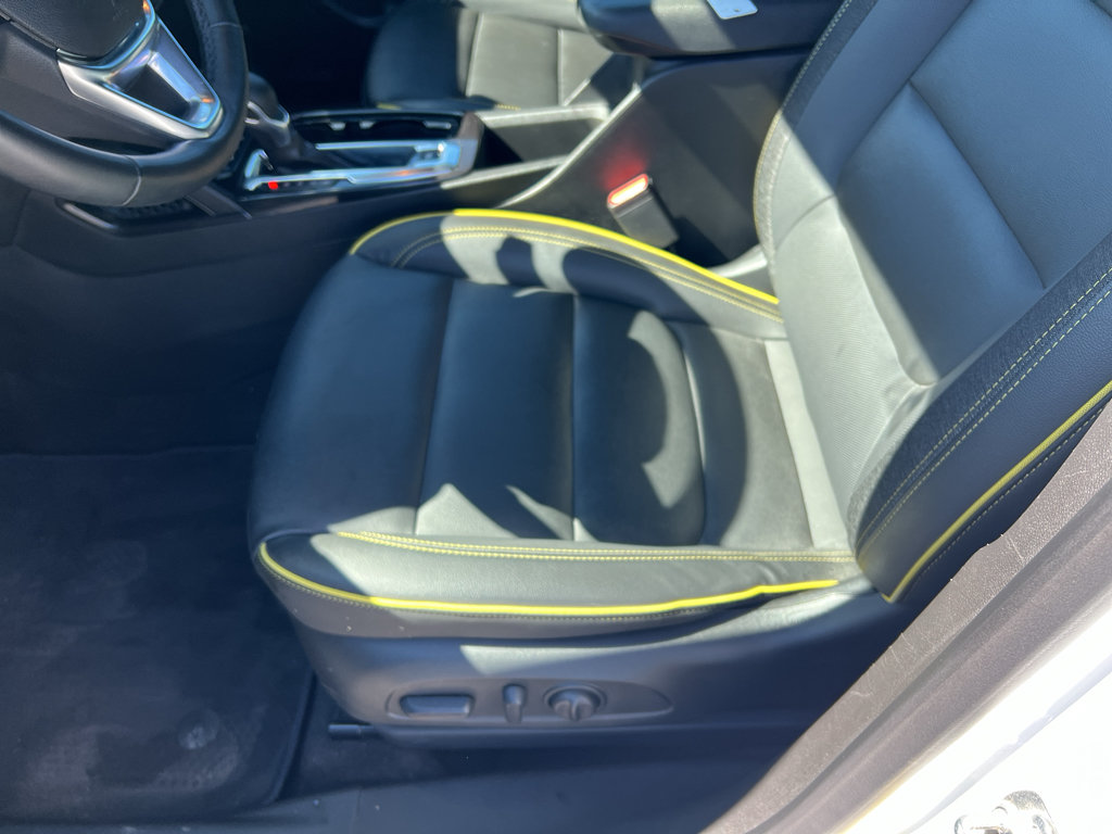 Used 2024 Chevrolet TrailBlazer ACTIV w/ Convenience Package AWD/4WD image 11