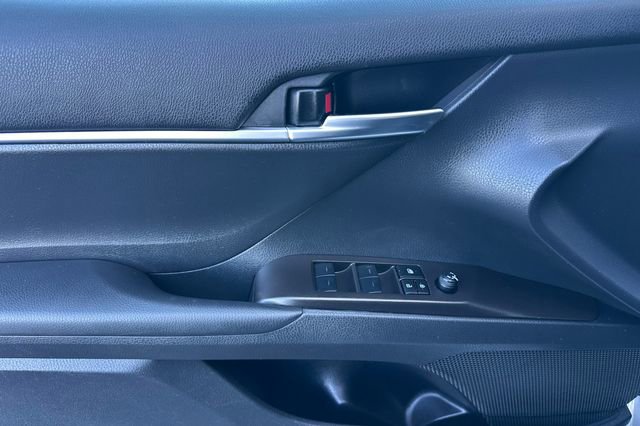 Used 2024 Toyota Camry SE w/ Blackout Package (TMS) image 12