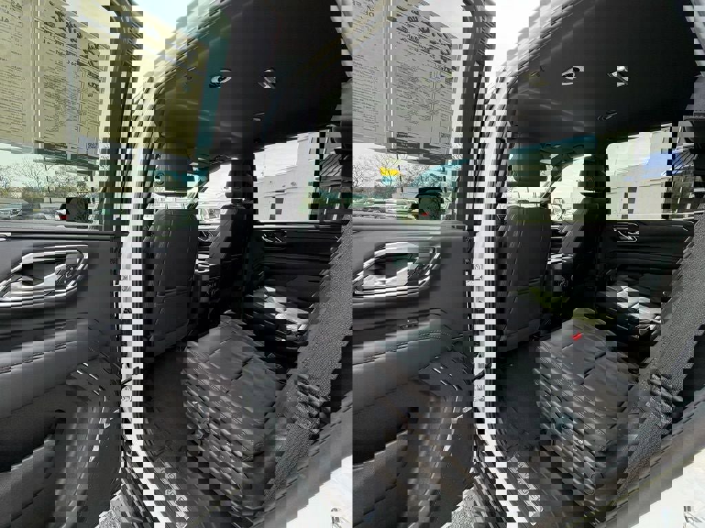 Used 2024 Chevrolet Tahoe LT image 26