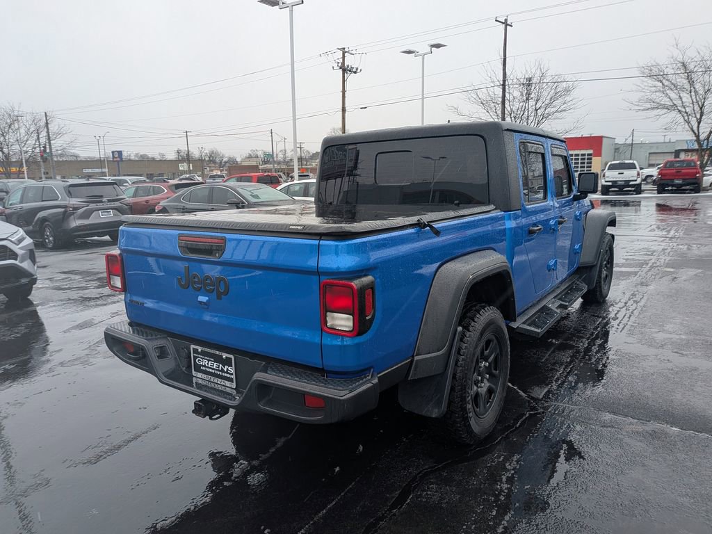Used 2024 Jeep Gladiator Sport image 8