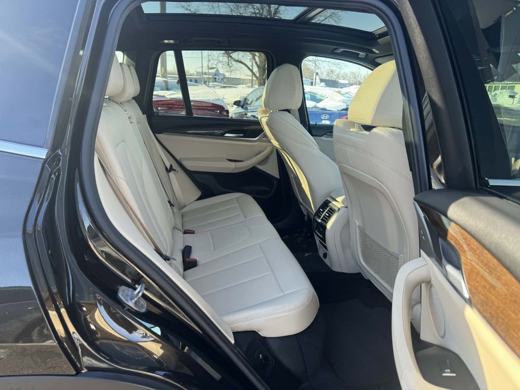 Used 2018 BMW X3 xDrive30i AWD/4WD image 15