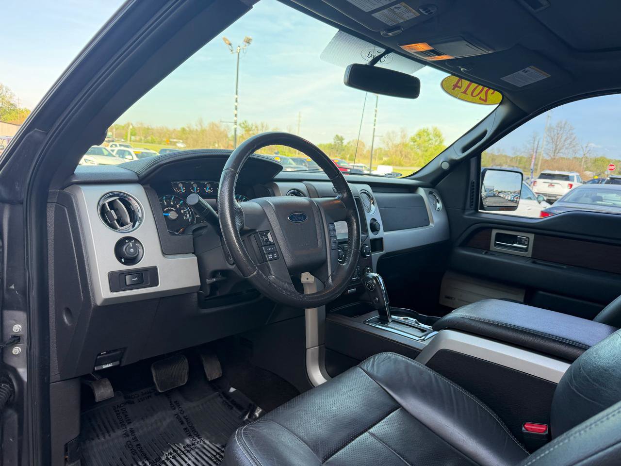 Used 2014 Ford F150 Lariat w/ Equipment Group 502A Luxury AWD/4WD image 13