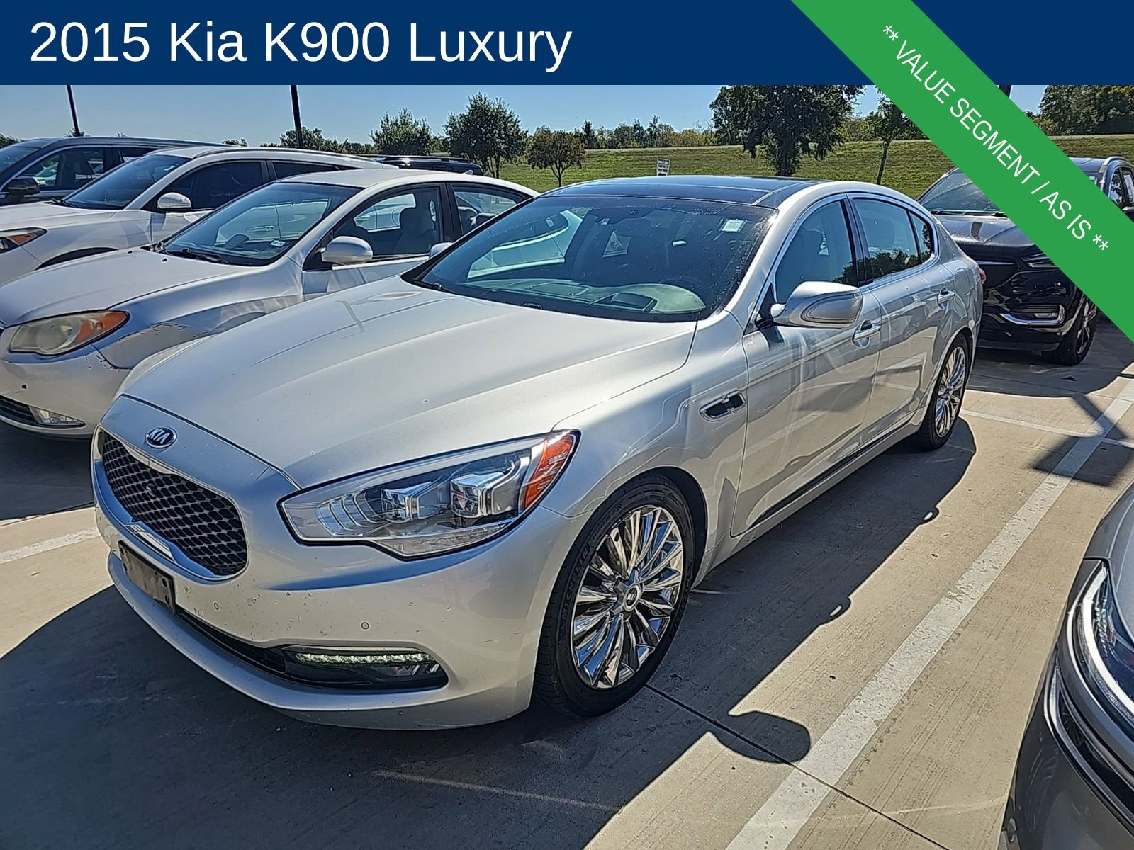Used 2015 Kia K900 Luxury w/ VIP Package (Discontinued)