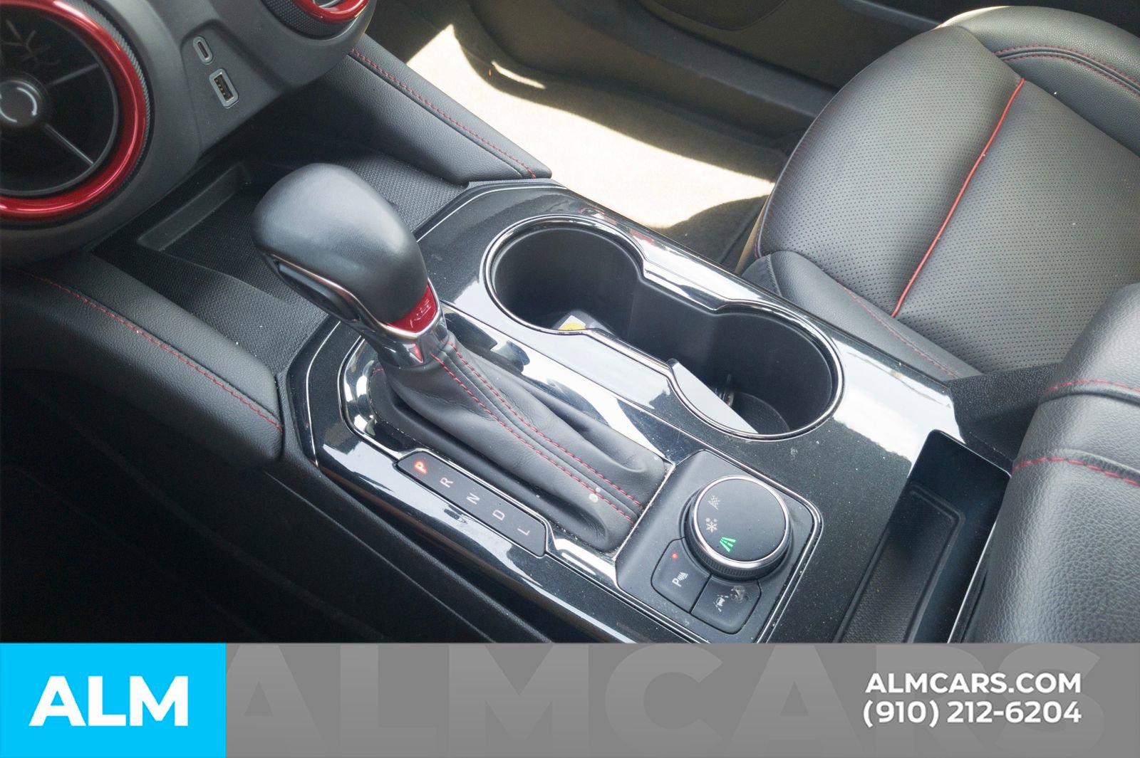 Used 2025 Chevrolet Blazer RS FWD image 27