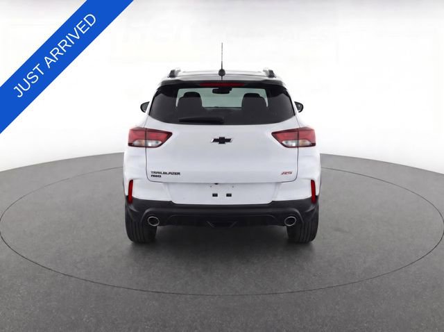 Used 2023 Chevrolet TrailBlazer RS w/ Sun and Liftgate Package AWD/4WD image 3