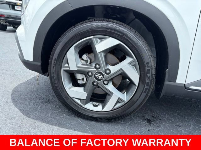 Used 2025 Hyundai Venue Limited FWD image 9
