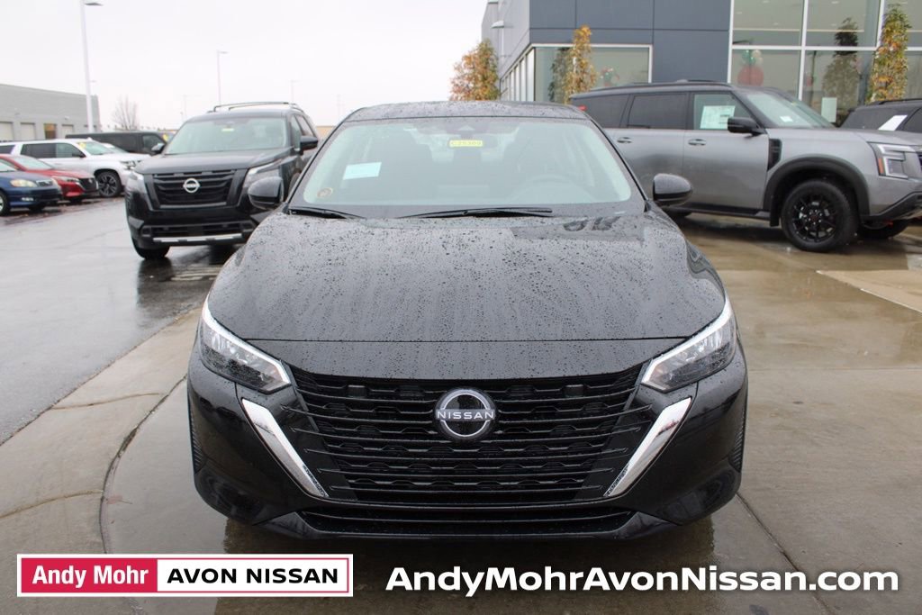 New 2025 Nissan Sentra SV image 2