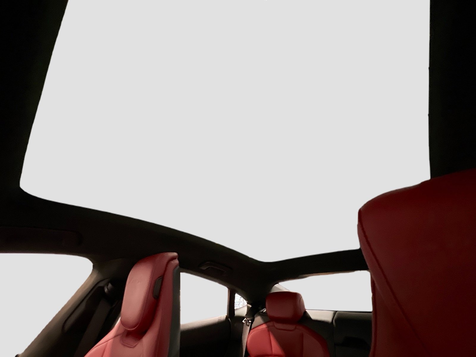 Used 2020 Porsche Taycan Turbo image 15