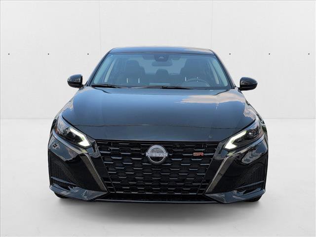 New 2025 Nissan Altima 2.5 SR image 2