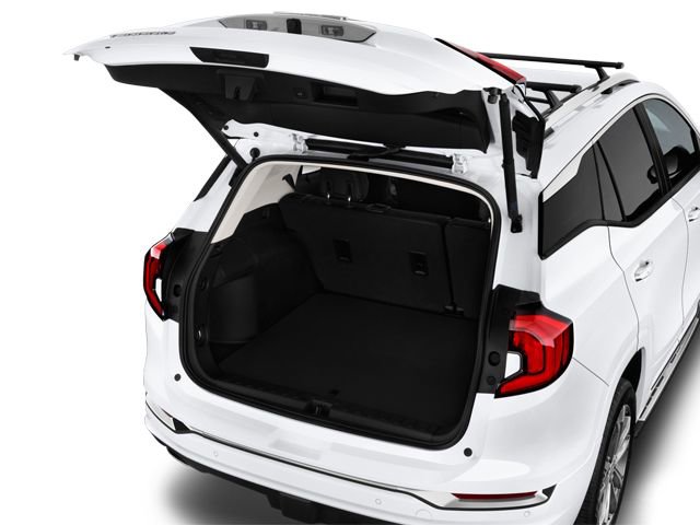 Used 2023 GMC Terrain SLT w/ Elevation Edition FWD image 7