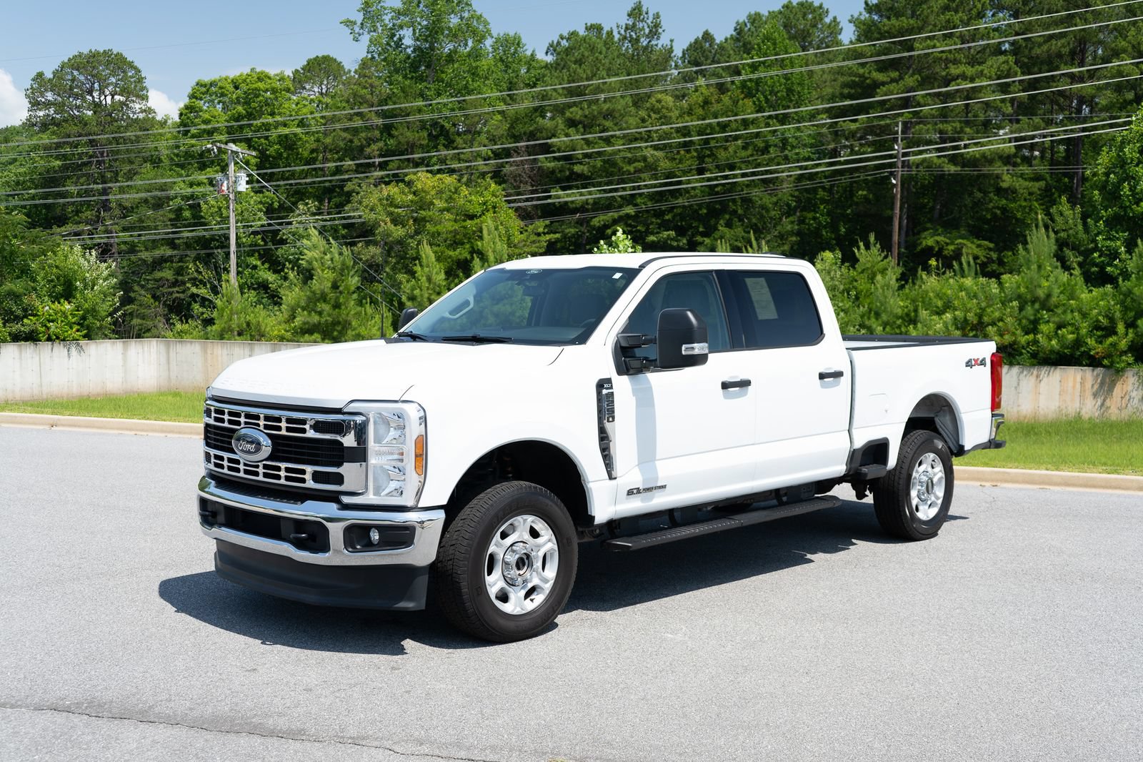 Used 2026 Ford F250 XLT AWD/4WD image 3