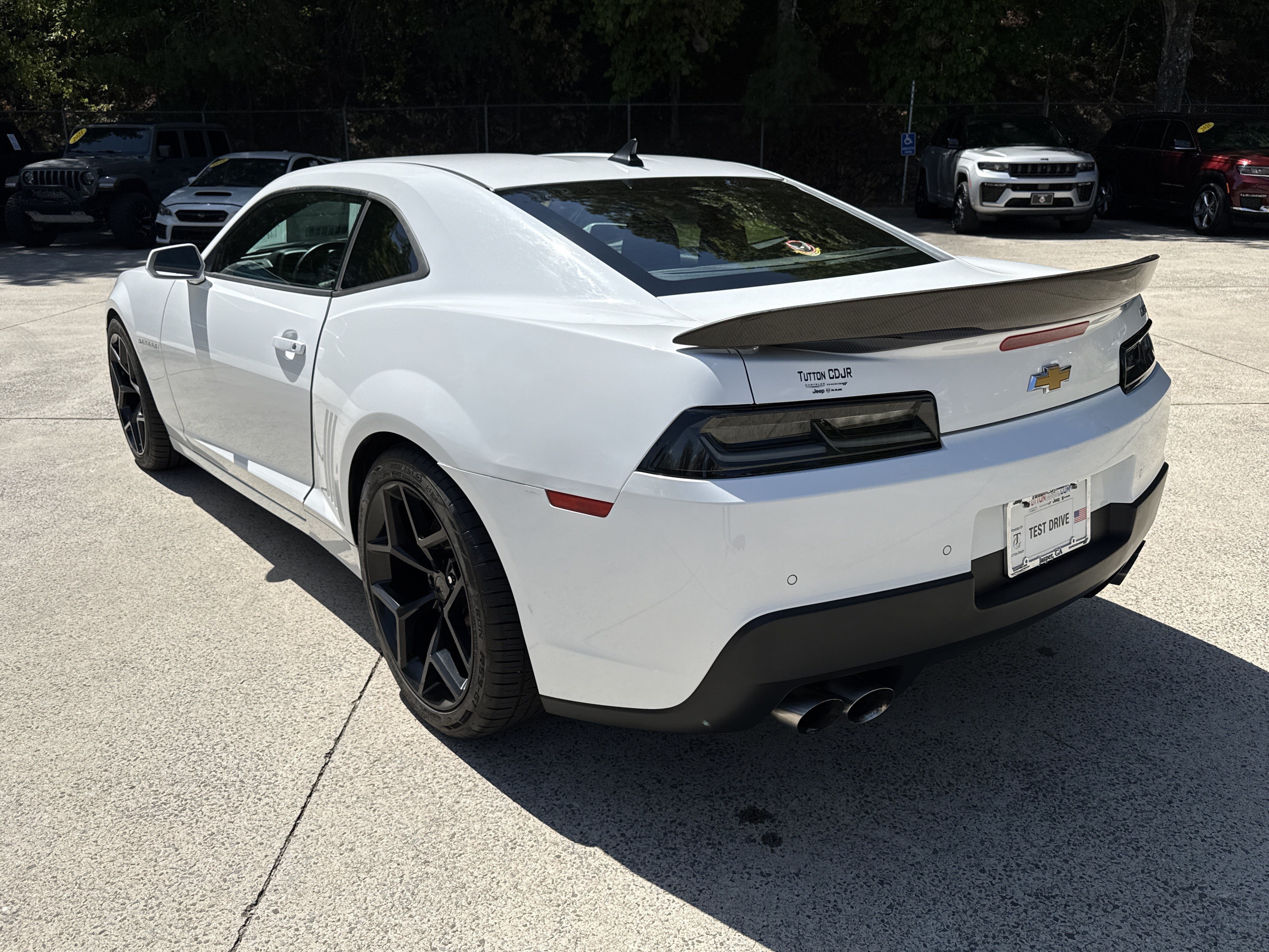 Used 2015 Chevrolet Camaro SS w/ Rear Vision Package RWD image 5