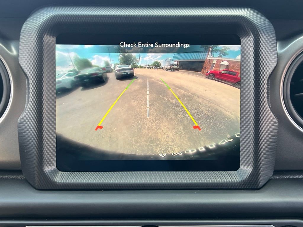 Used 2023 Jeep Gladiator Sport image 40