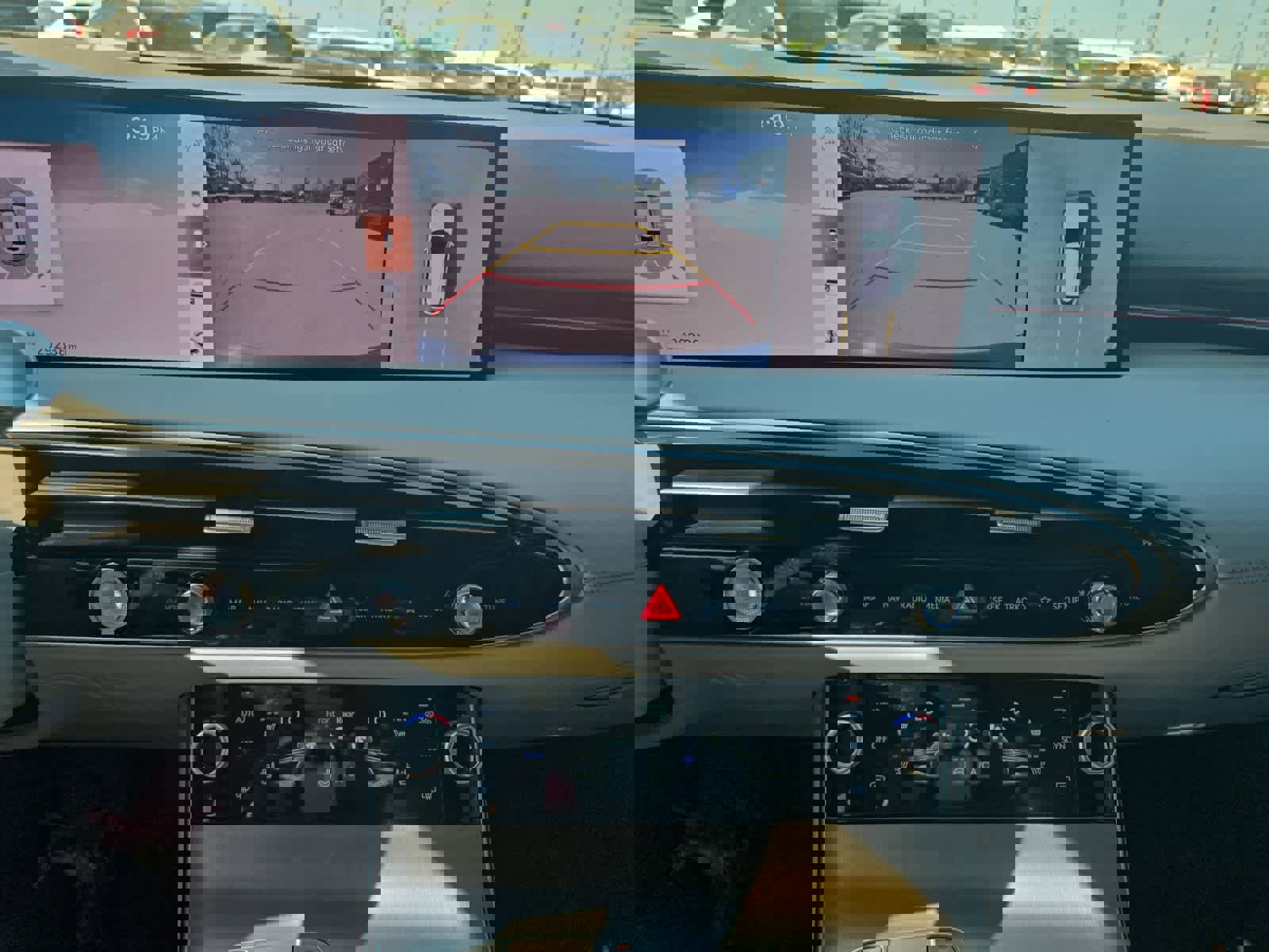 Used 2026 Genesis GV70 2.5T Advanced image 18