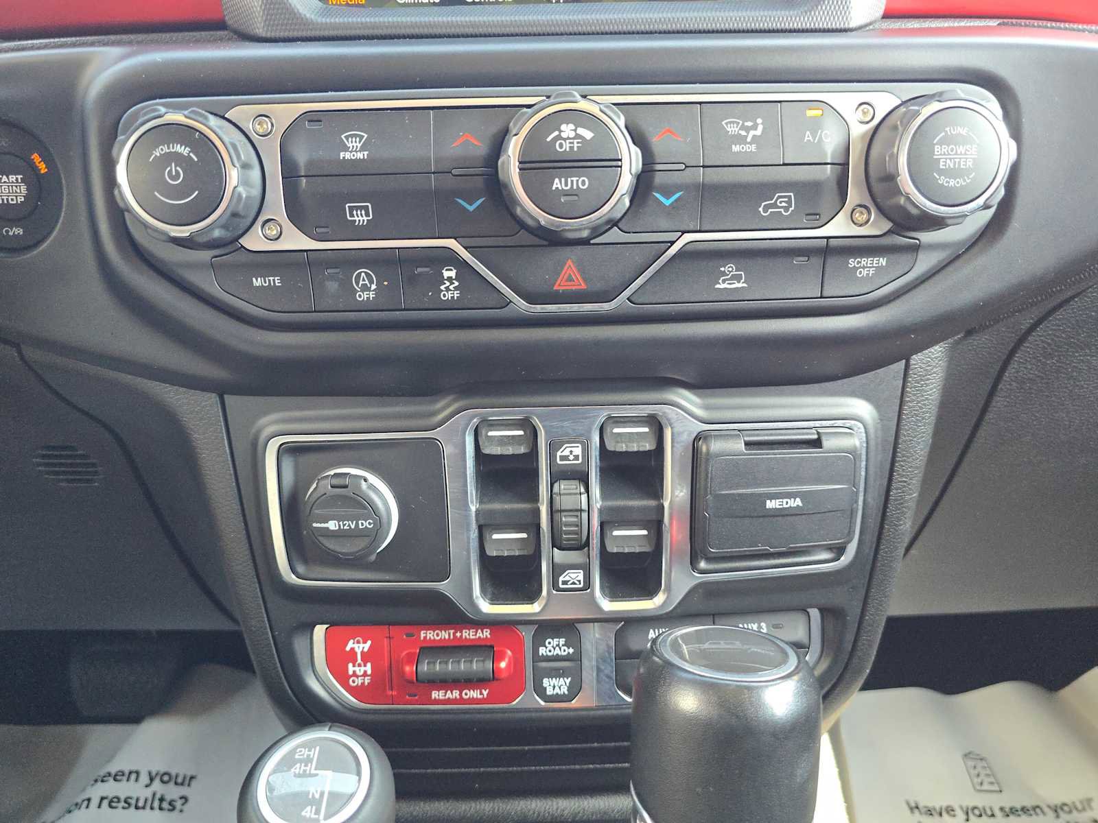 Used 2020 Jeep Gladiator Rubicon AWD/4WD image 27