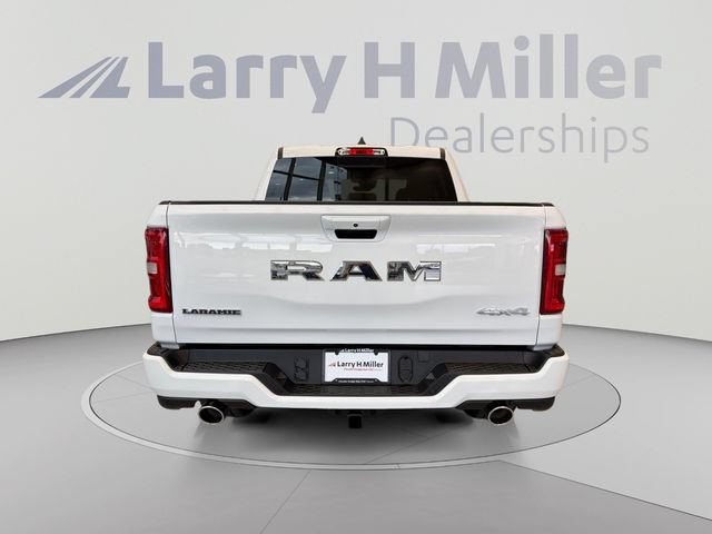New 2027 RAM 1500 Laramie w/ Laramie Preferred Package AWD/4WD image 4