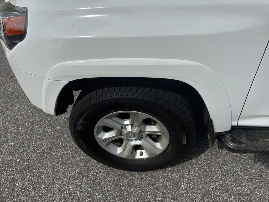 Used 2020 Toyota 4Runner SR5 image 3