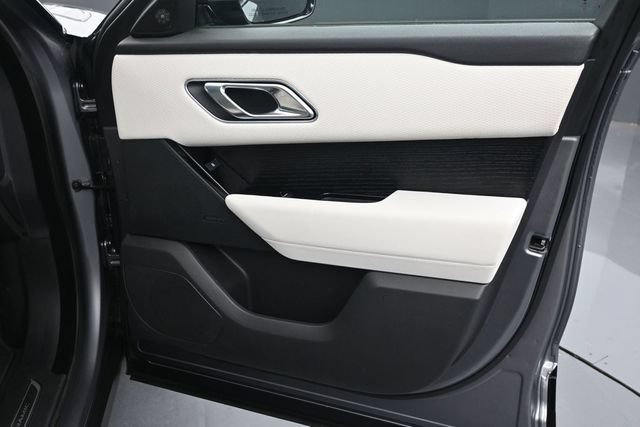 Used 2023 Land Rover Range Rover Velar R-Dynamic S AWD/4WD image 11
