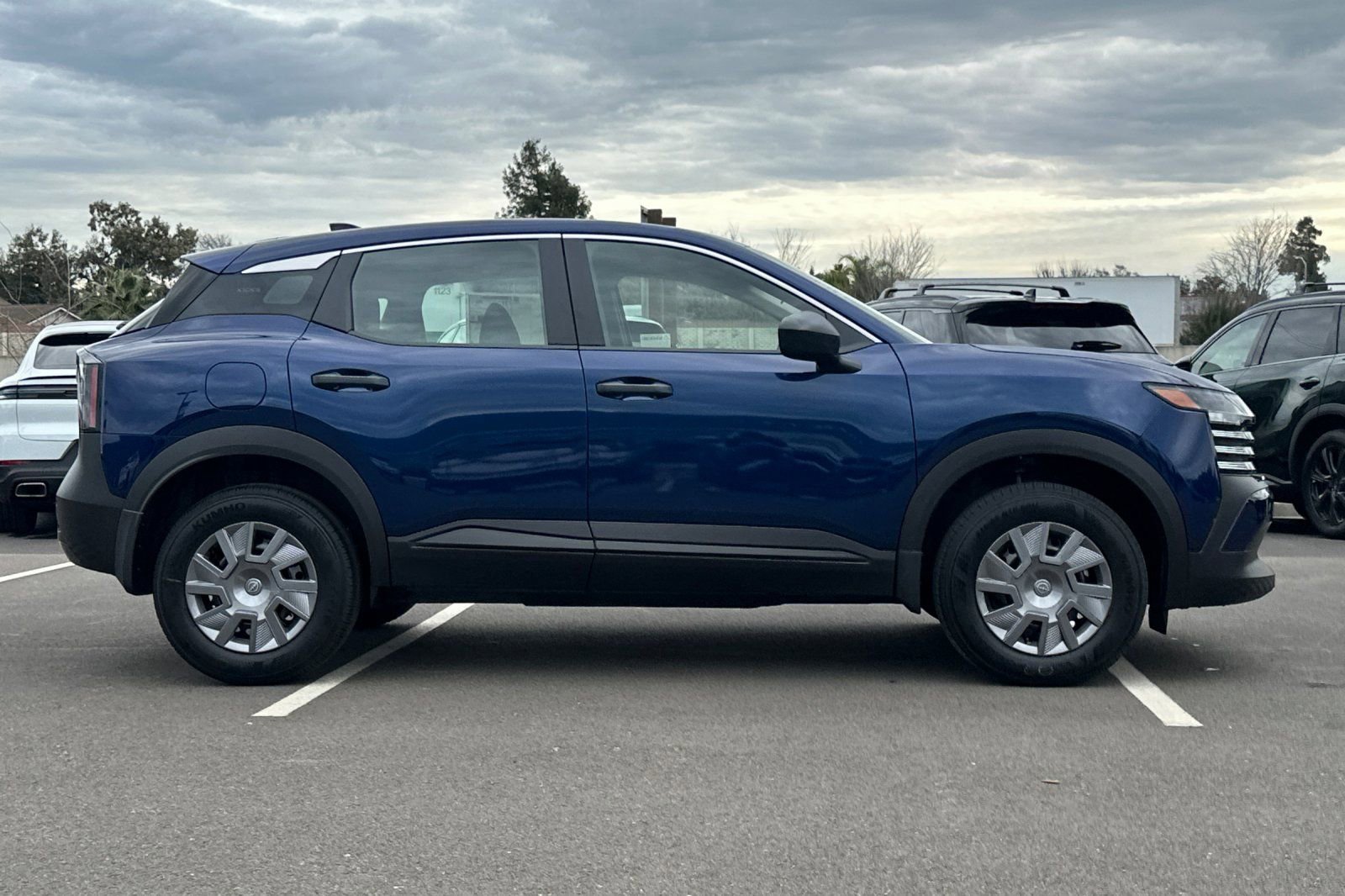 New 2026 Nissan Kicks S image 3