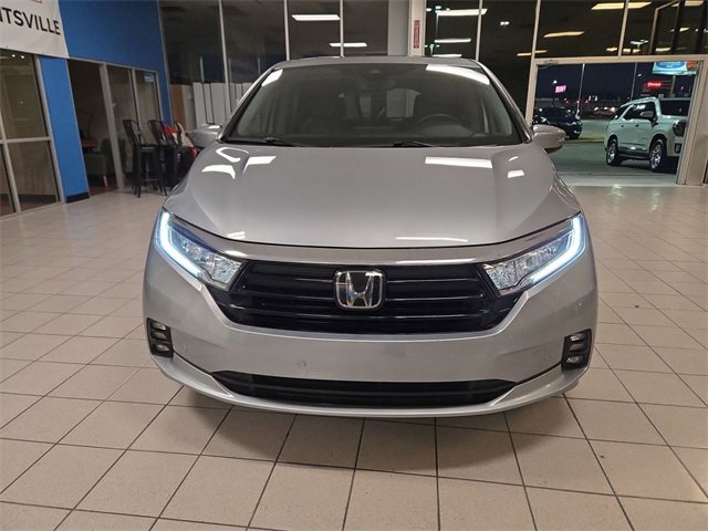 Used 2023 Honda Odyssey Touring image 3