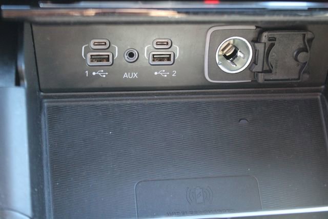 Used 2023 Jeep Grand Cherokee Altitude image 10