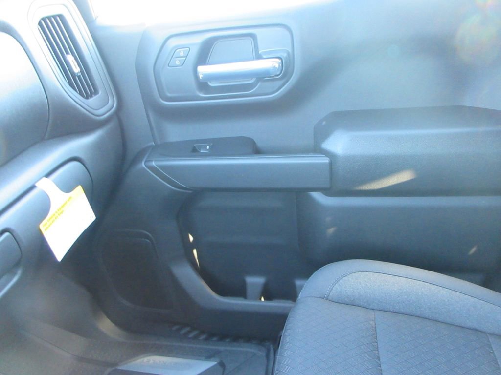 New 2026 Chevrolet Silverado 1500 Custom w/ Turbomax Blackout Package image 34