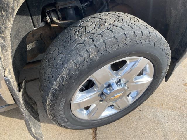 Used 2018 Chevrolet Silverado 2500 High Country w/ Duramax Plus Package image 22