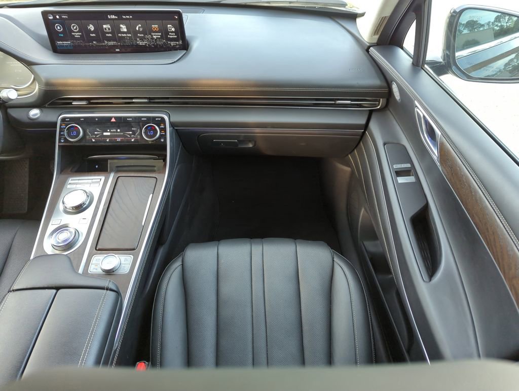 Used 2024 Genesis GV80 2.5T image 16