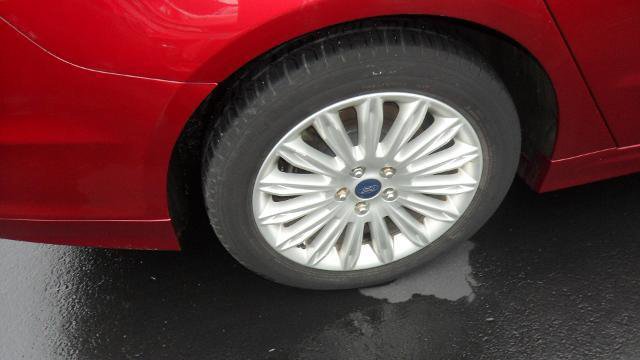 Used 2013 Ford Fusion SE image 7