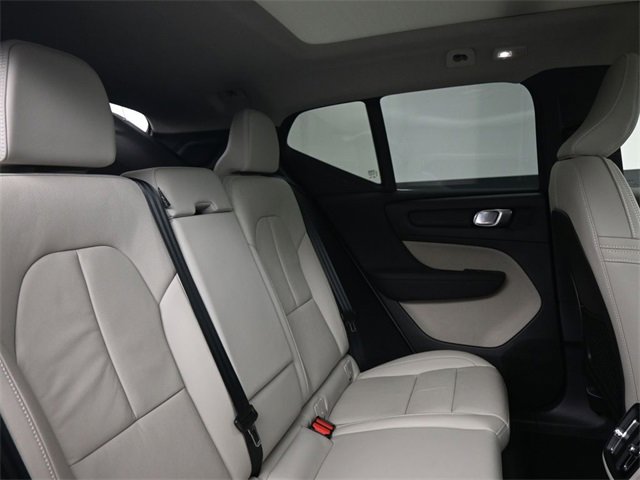 Used 2023 Volvo XC40 B5 Plus w/ Driver Assist Package image 33