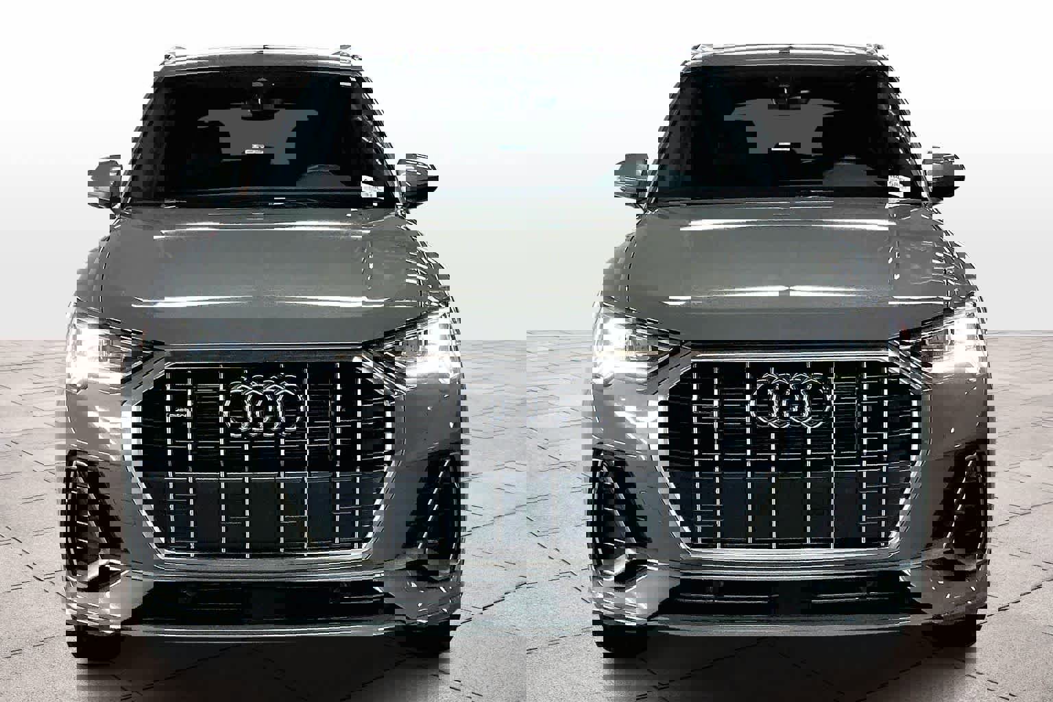 Certified 2025 Audi Q3 2.0T Premium image 3