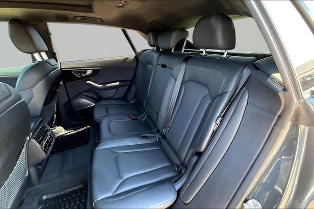 Used 2023 Audi Q8 Prestige w/ Prestige Package AWD/4WD image 28