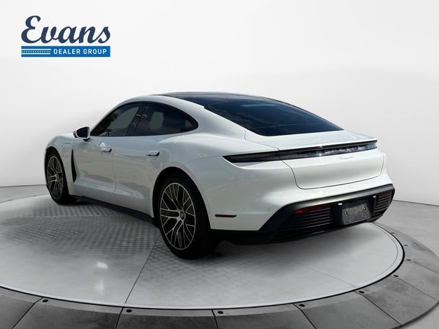 Used 2021 Porsche Taycan RWD image 4