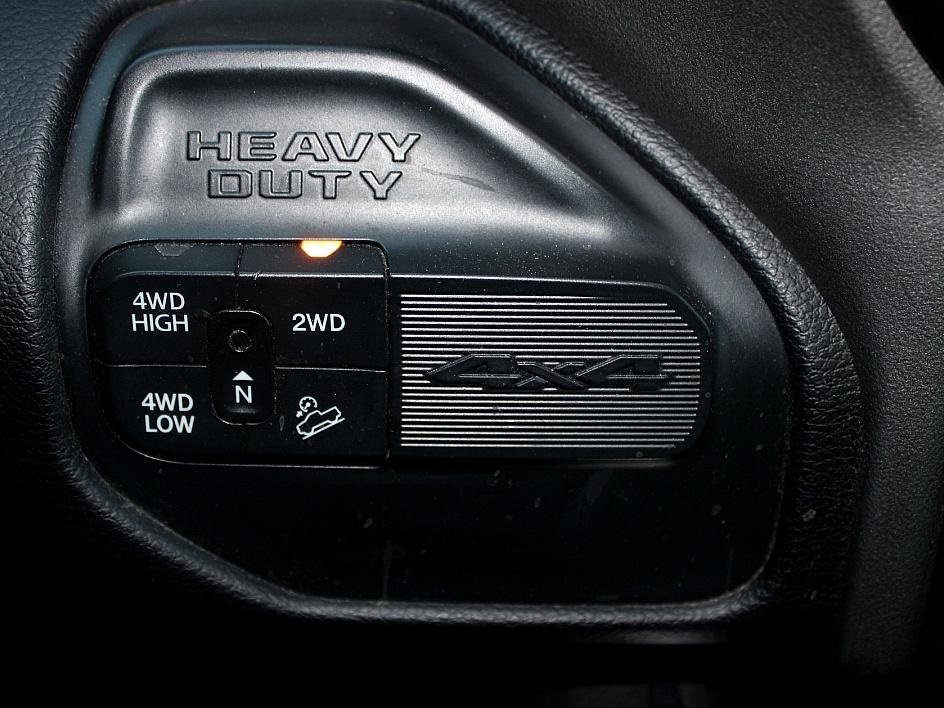 Used 2021 RAM 2500 Laramie w/ Night Edition image 12