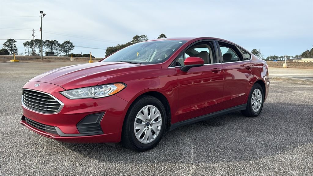 Used 2020 Ford Fusion S image 4