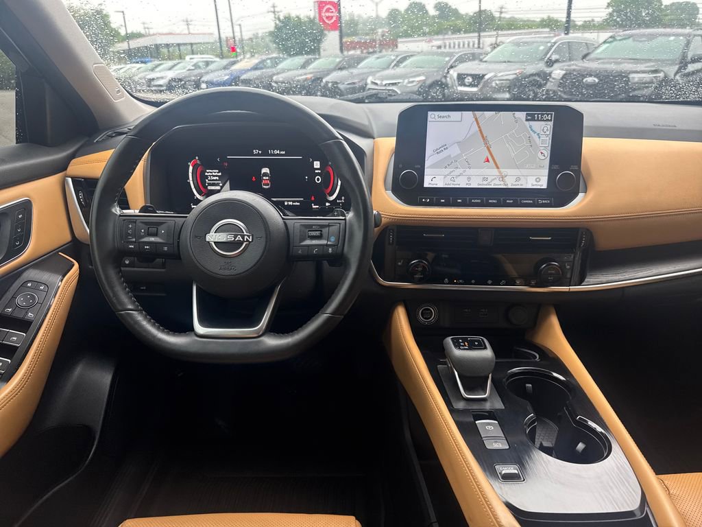 Used 2023 Nissan Rogue Platinum FWD image 23