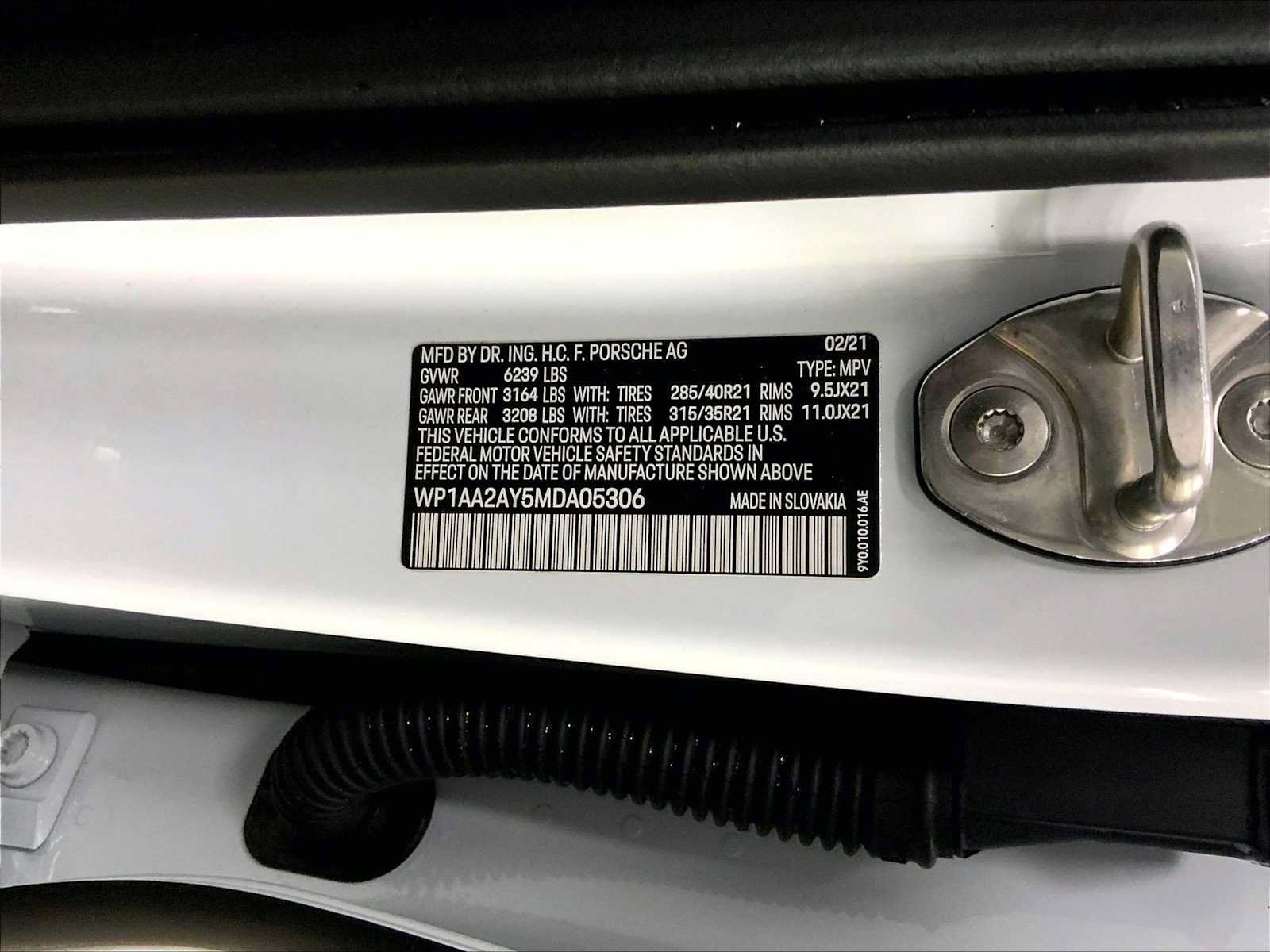 Certified 2021 Porsche Cayenne AWD/4WD image 36