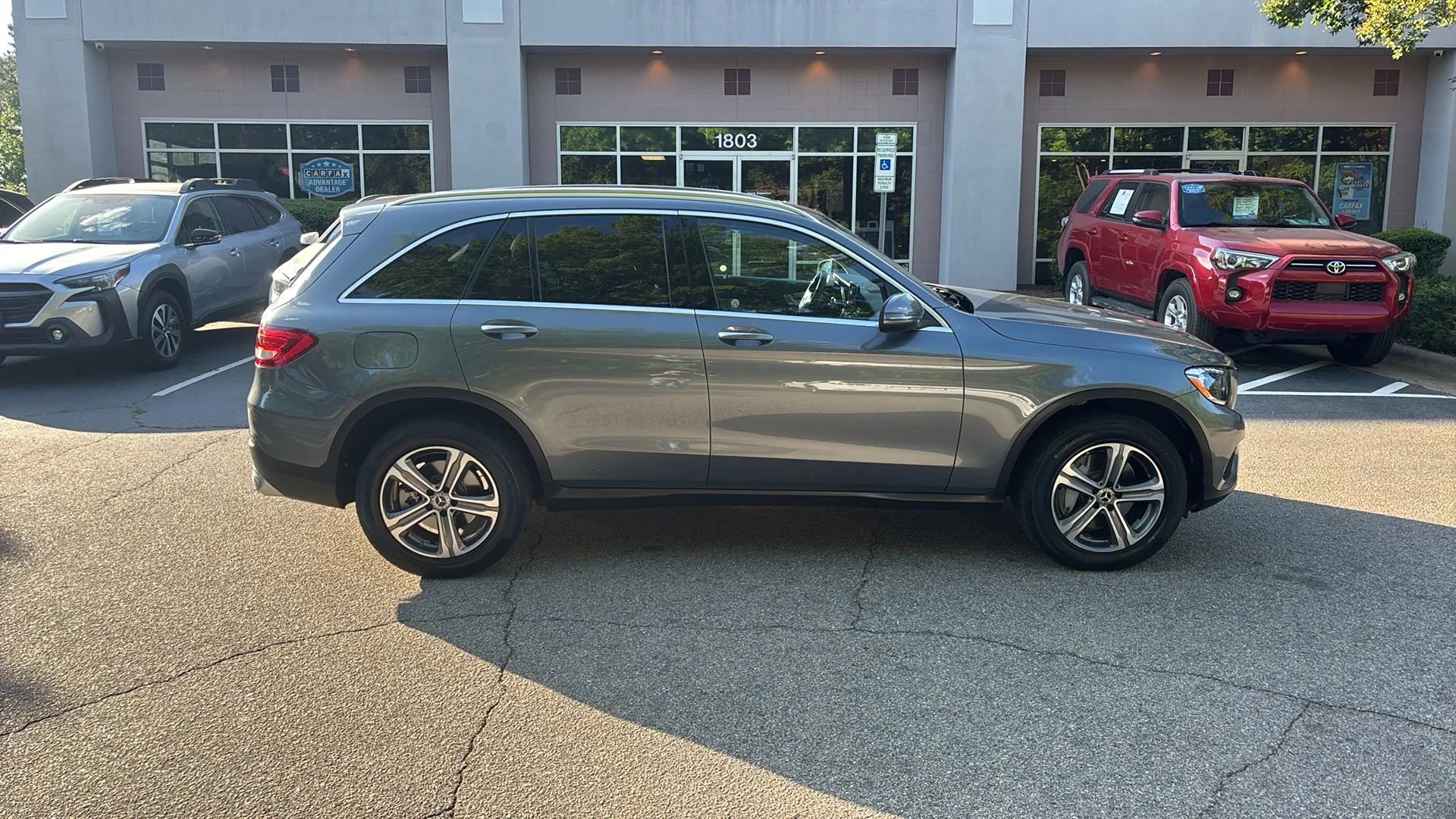 Used 2018 Mercedes-Benz GLC 300 image 4