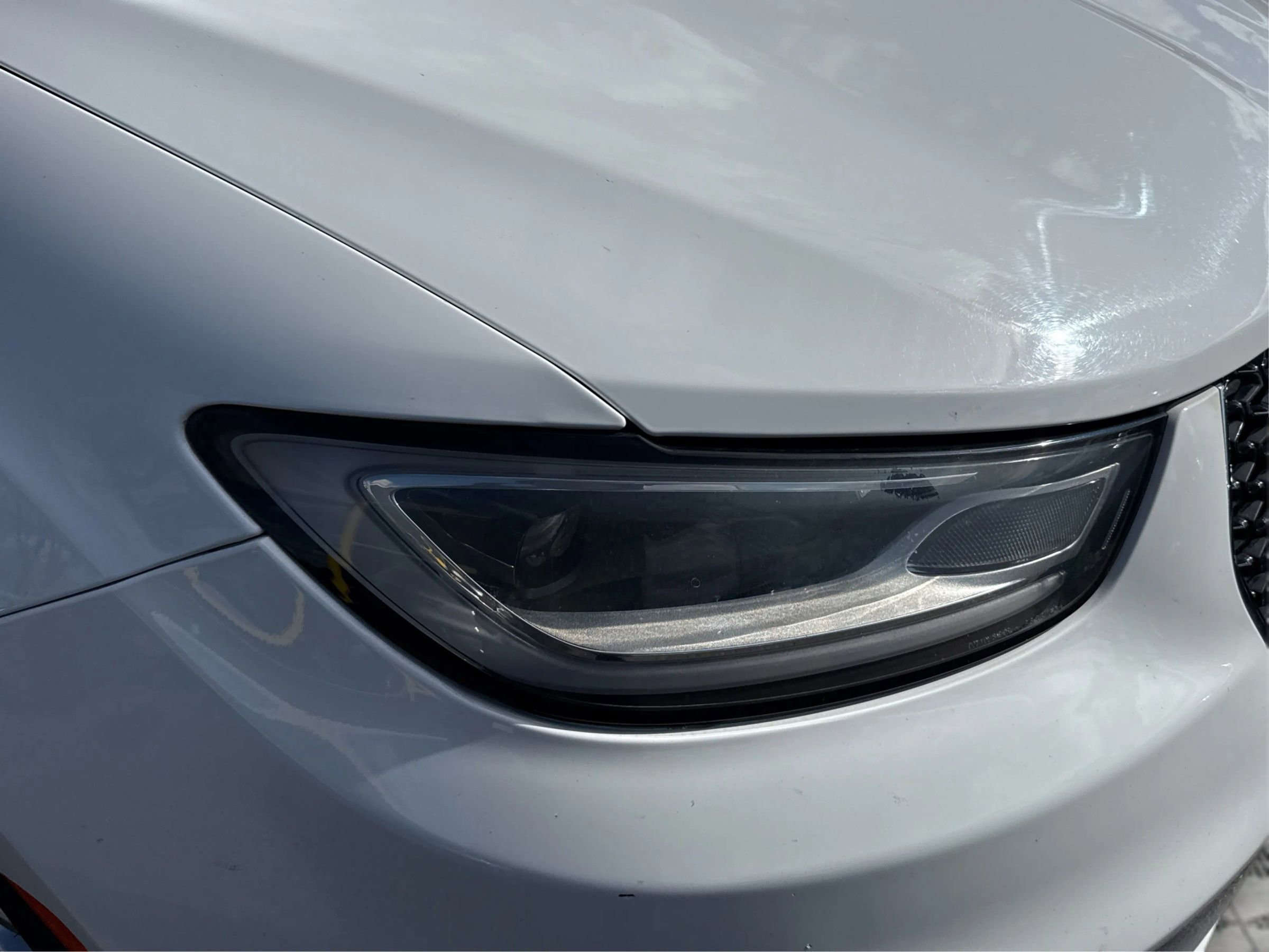 Used 2022 Chrysler Pacifica Touring-L image 27