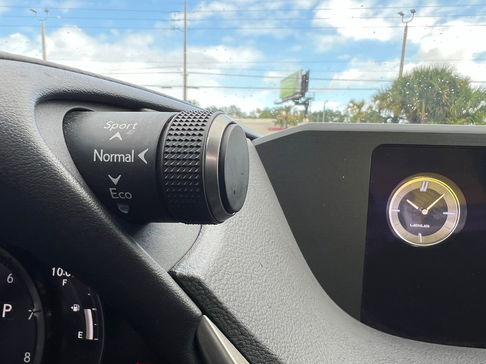 Used 2020 Lexus ES 350 F Sport w/ Accessory Package image 44