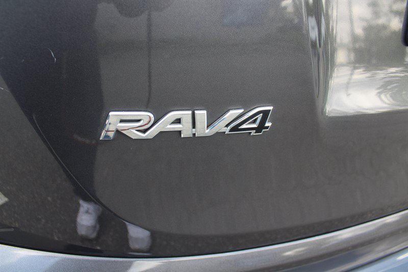Used 2016 Toyota RAV4 SE w/ Advanced Technology Package AWD/4WD image 29