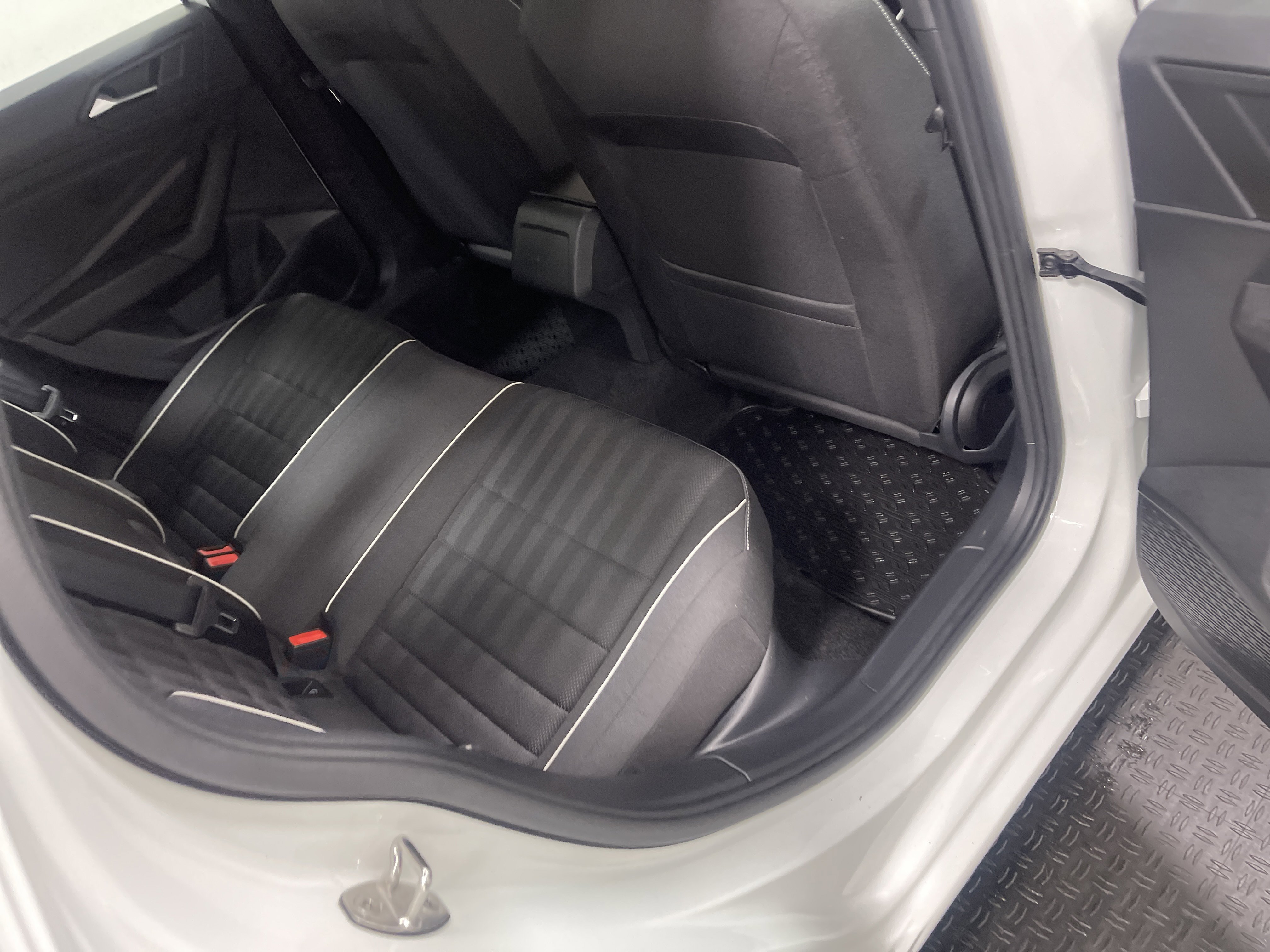 Used 2024 Volkswagen Jetta Sport image 21