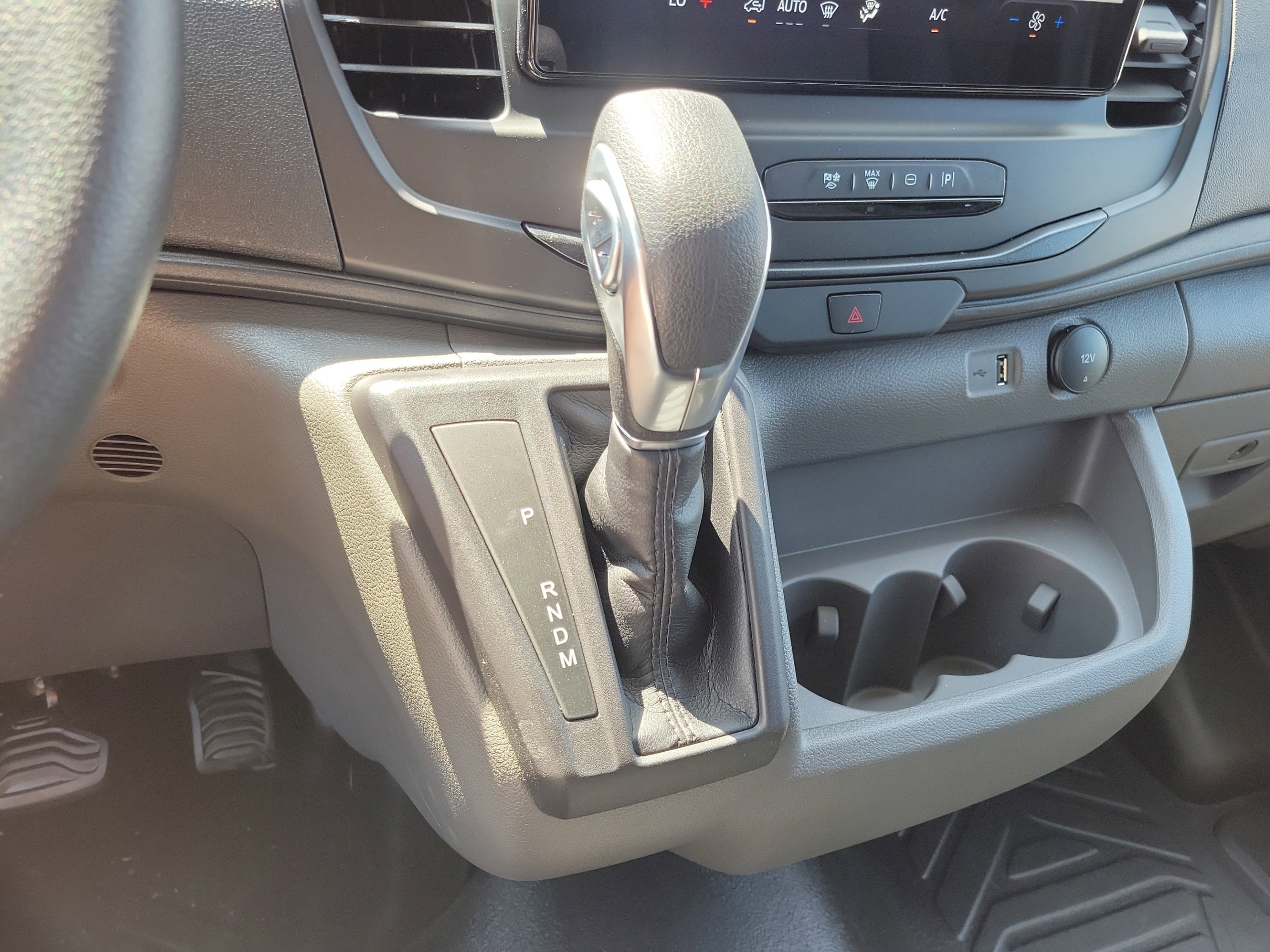 New 2026 Ford Transit 250 148 High Roof Extended w/ Load Area Protection Package RWD image 28