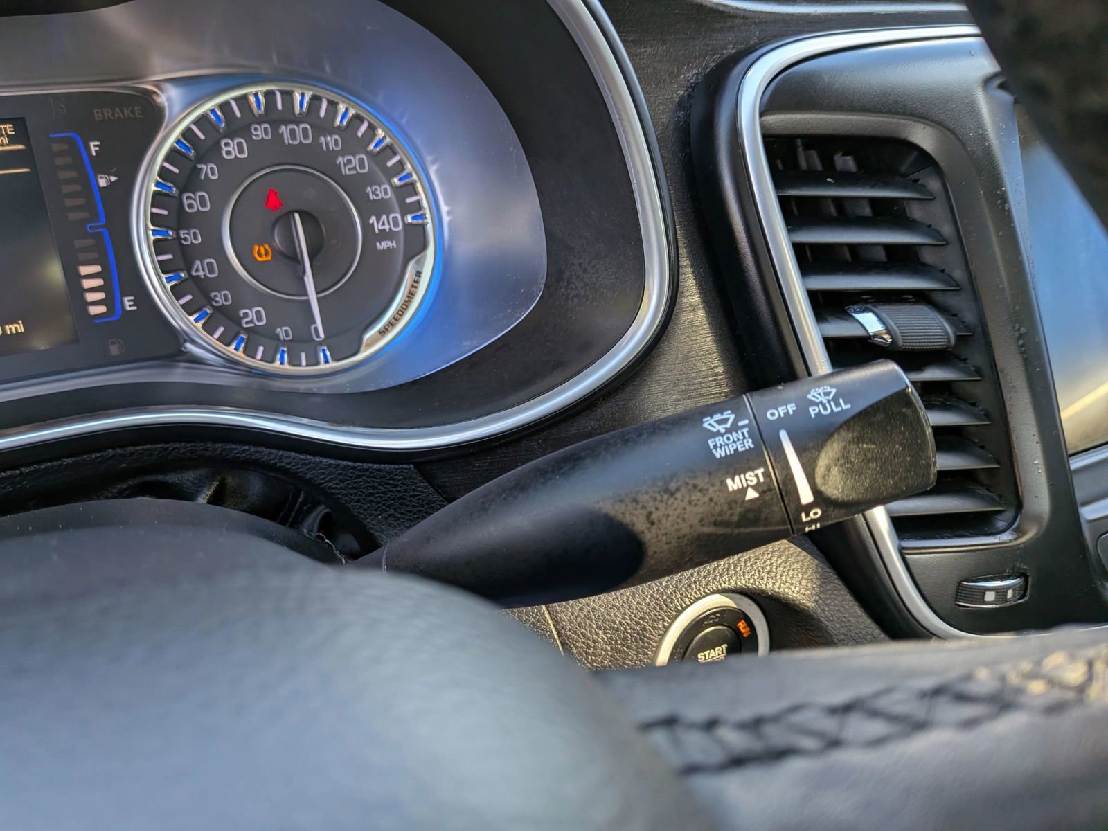 Used 2016 Chrysler 200 Limited w/ Anniversary Edition FWD image 41