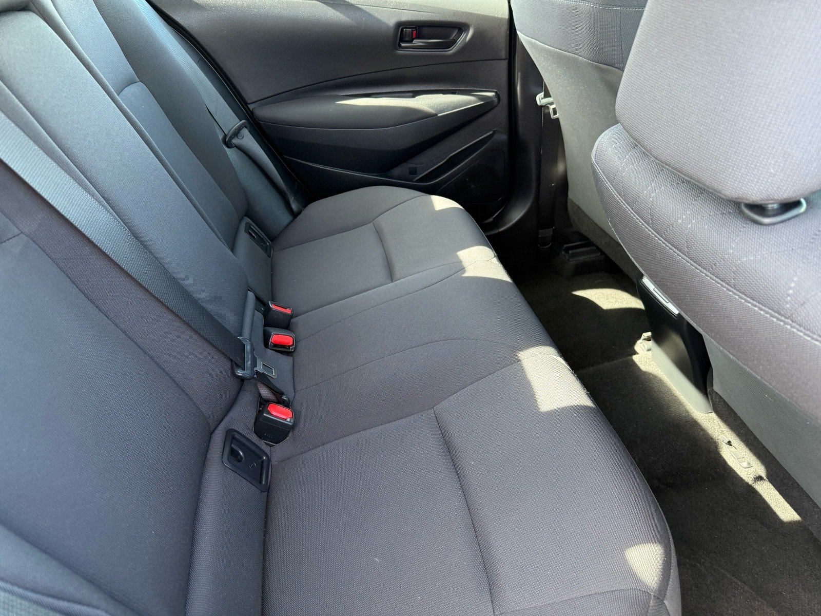 Used 2024 Toyota Corolla LE FWD image 28