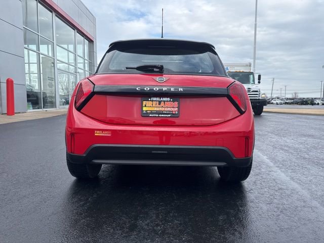 Used 2025 MINI Cooper 2-Door Hardtop image 6