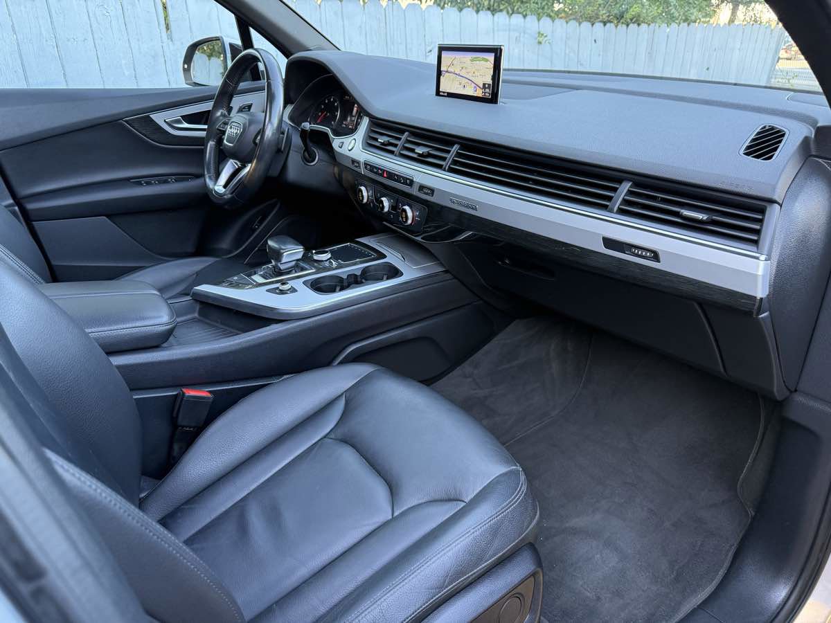 Used 2018 Audi Q7 2.0T Premium Plus AWD/4WD image 21