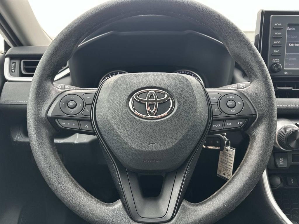 Used 2021 Toyota RAV4 LE image 20