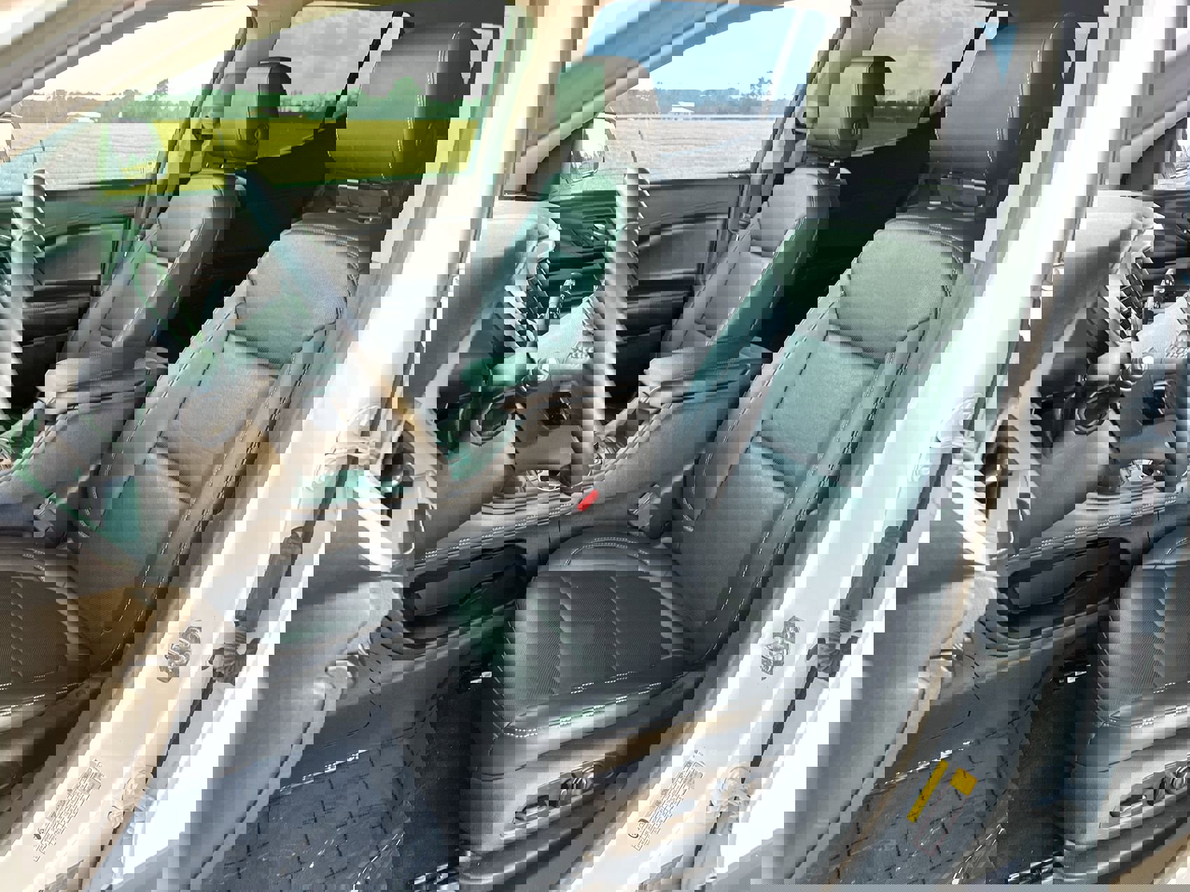 Used 2021 GMC Acadia SLT image 11