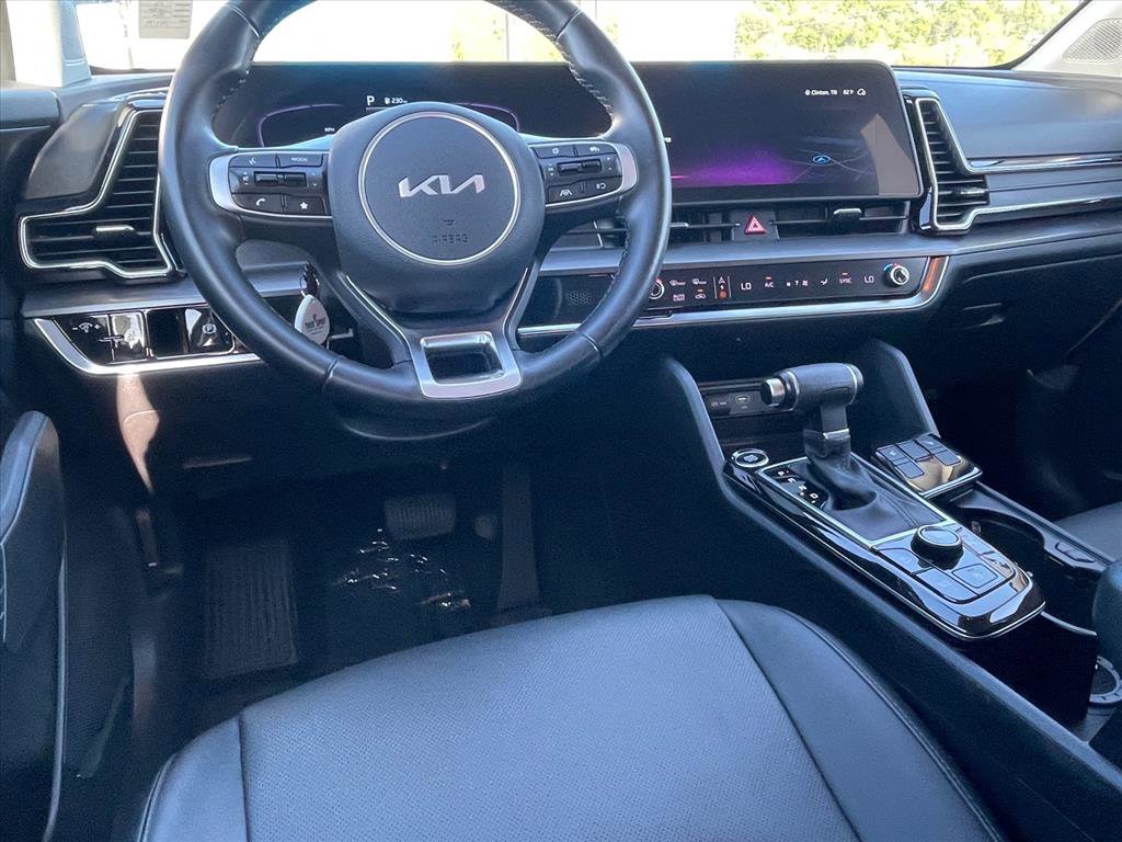 Used 2023 Kia Sportage EX image 9